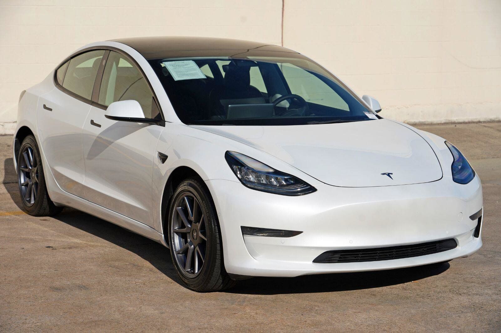 Used 2022 Tesla Model 3 Standard Range RWD image 51