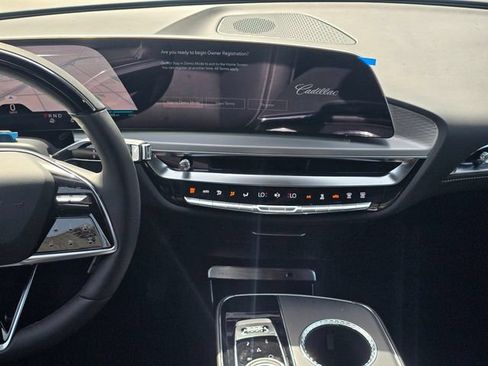 New 2026 Cadillac Lyriq Luxury RWD image 17