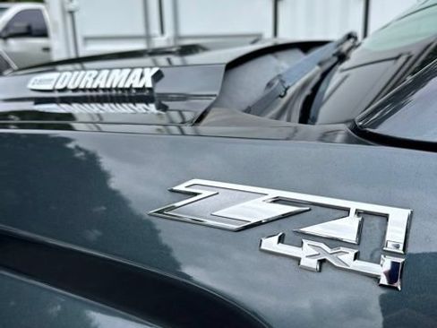 Used 2019 GMC Sierra 2500 SLT w/ Duramax Plus Package AWD/4WD image 22