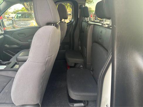 Used 2024 Nissan Frontier S w/ Technology Package RWD image 10
