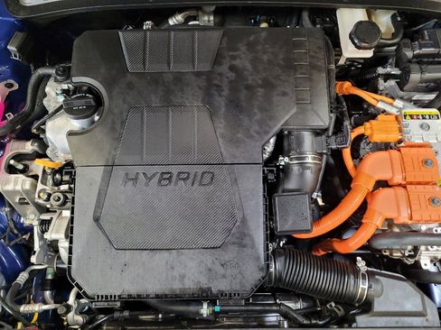 Used 2024 Hyundai Elantra Blue image 30