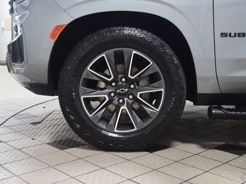Used 2024 Chevrolet Suburban Z71 w/ Off-Road Capability Package AWD/4WD image 28