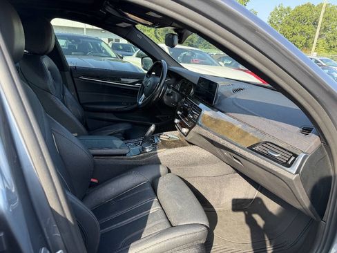 Used 2018 BMW 530e RWD image 12