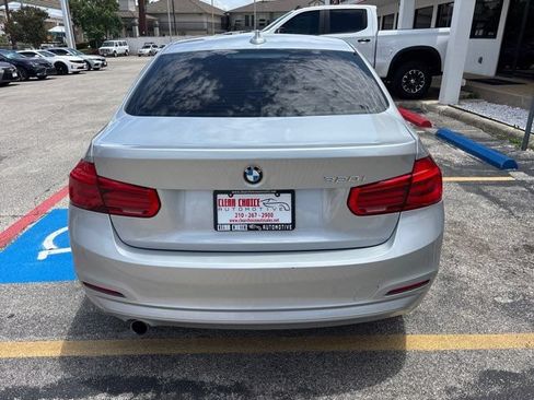 Used 2018 BMW 320i Sedan RWD image 5