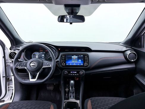 Used 2024 Nissan Kicks SR FWD image 23