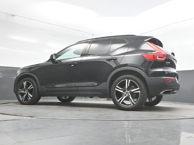 Used 2019 Volvo XC40 T5 R-Design AWD/4WD image 30