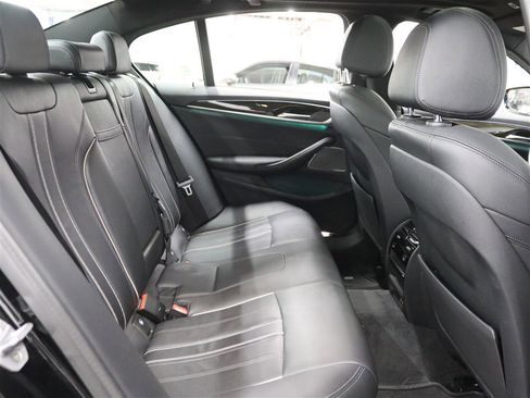 Used 2021 BMW 540i xDrive w/ Premium Package image 15