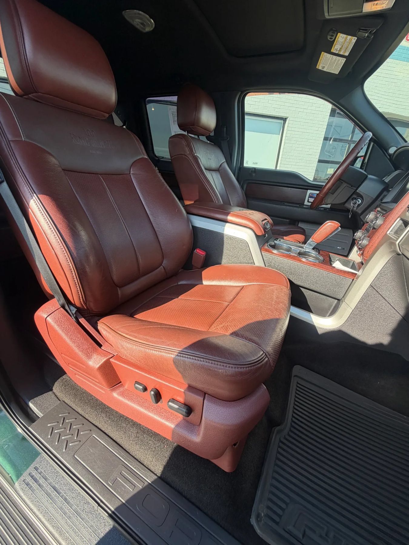 Used 2014 Ford F150 King Ranch w/ King Ranch Luxury Package AWD/4WD image 15