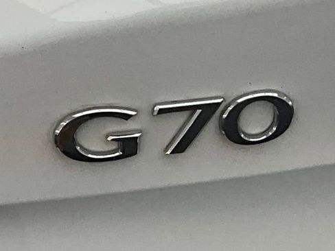 Used 2020 Genesis G70 2.0T image 21