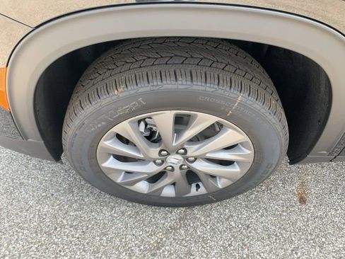 New 2026 Buick Enclave Preferred w/ Power Package image 11