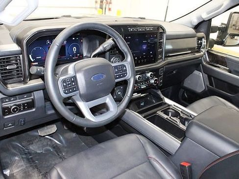 Used 2024 Ford F350 Lariat w/ Lariat Ultimate Package image 25