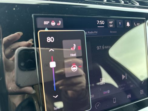 New 2025 Jeep Grand Cherokee Altitude image 27