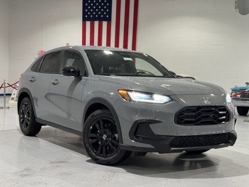 New 2026 Honda HR-V Sport image 2