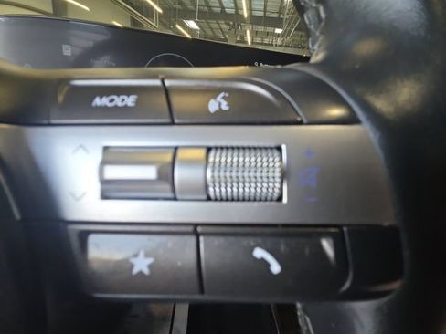 Used 2024 Hyundai Kona Limited AWD/4WD image 19