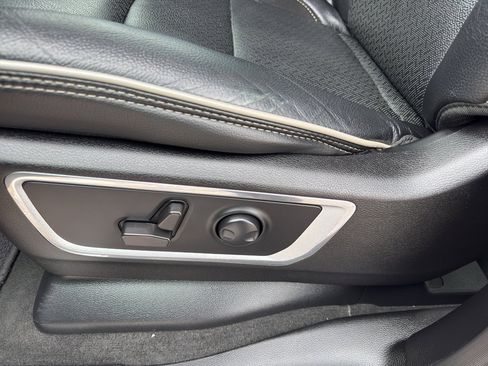 Used 2022 RAM 1500 Laramie image 15