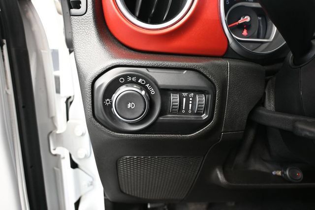 Used 2019 Jeep Wrangler Unlimited Rubicon AWD/4WD image 28