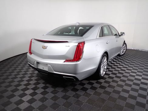 Used 2019 Cadillac XTS Luxury FWD image 18