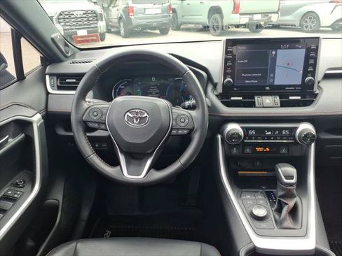 Certified 2021 Toyota RAV4 XSE w/ Weather Package AWD/4WD image 9