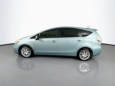 Used 2014 Toyota Prius V Five FWD image 8