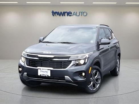 Used 2024 Kia Seltos S AWD/4WD image 9
