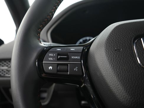 Used 2024 Honda HR-V Sport image 25