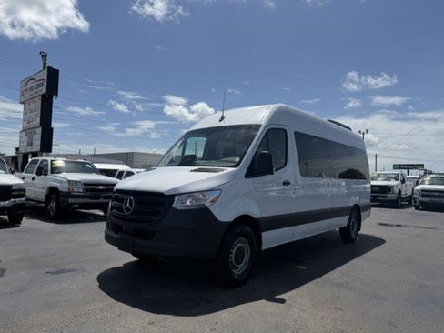Used 2026 Mercedes-Benz Sprinter 2500 image 2