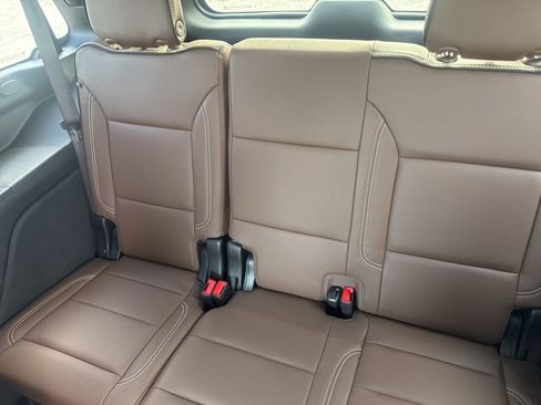 Used 2026 Chevrolet Tahoe High Country image 31