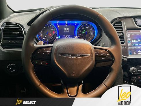 Used 2023 Chrysler 300 S image 11