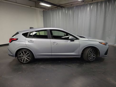 Used 2025 Subaru Impreza 2.0i Sport image 9