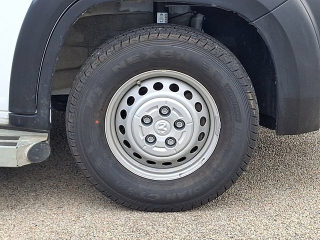 Used 2025 RAM ProMaster 2500 w/ U-Haul Equipment Group FWD image 8