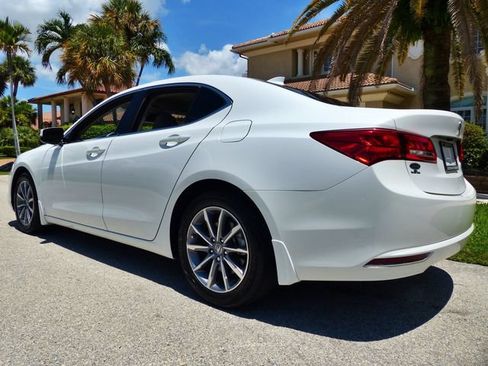 Used 2018 Acura TLX w/ Technology Package FWD image 10