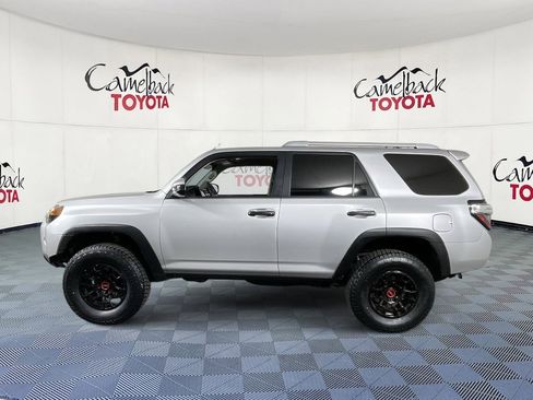 Used 2017 Toyota 4Runner SR5 image 4