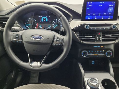 Used 2022 Ford Escape SE w/ SE Sport Appearance Package FWD image 22