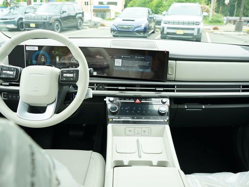 Used 2026 Hyundai Santa Fe SEL image 16