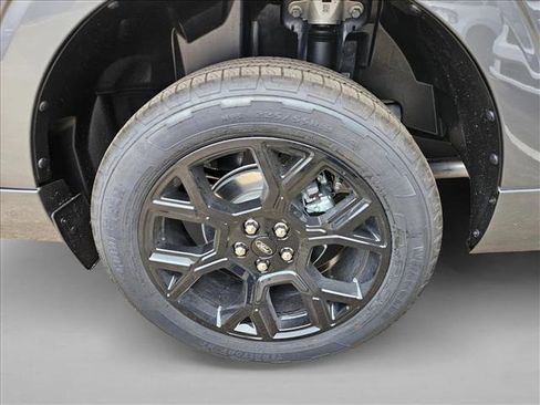 New 2026 Ford Maverick Lobo image 10