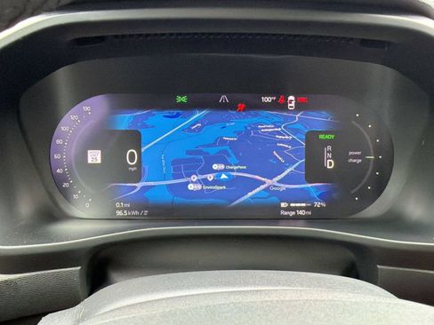 Used 2023 Volvo C40 P8 Recharge Ultimate AWD/4WD image 16