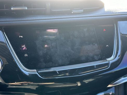 Used 2022 Cadillac XT6 Sport w/ Technology Package image 12