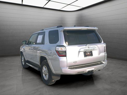 Used 2022 Toyota 4Runner SR5 Premium w/ Moonroof Package image 3