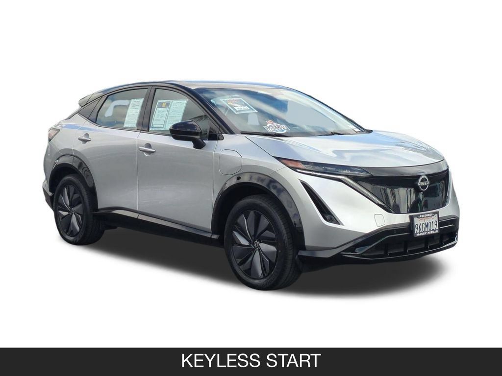 Used 2023 Nissan Ariya AWD image 2