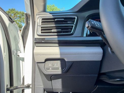 New 2026 Volkswagen Atlas Peak Edition AWD/4WD image 21