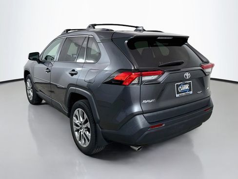 Used 2023 Toyota RAV4 XLE Premium FWD image 5