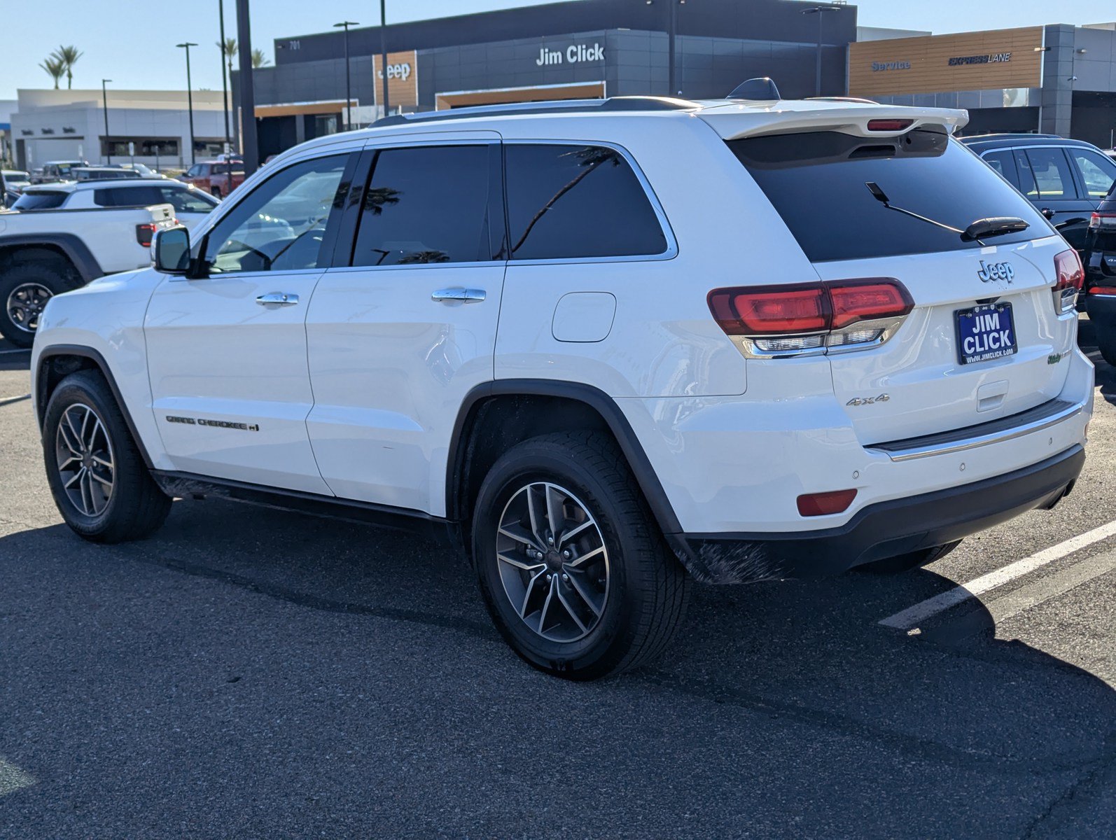 Used 2022 Jeep Grand Cherokee Limited AWD/4WD image 4