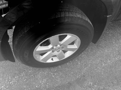 Used 2016 Nissan Frontier S image 13