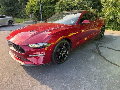 Used 2019 Ford Mustang GT Premium w/ Black Accent Package RWD image 2