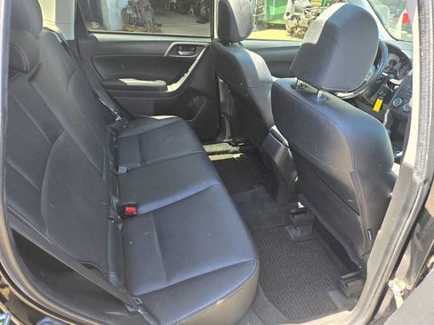 Used 2014 Subaru Forester 2.5i Limited AWD/4WD image 18