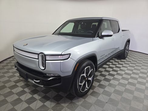 Used 2023 Rivian R1T Adventure image 1