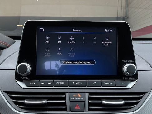 Used 2025 Nissan Altima 2.5 SR FWD image 29