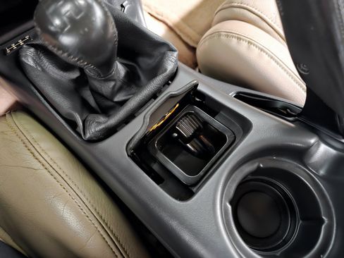 Used 2002 Pontiac Firebird Formula image 40