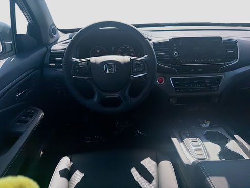 New 2026 Honda Ridgeline RTL image 18