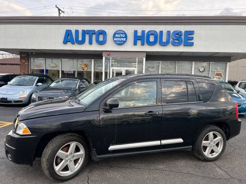 Used 2009 Jeep Compass Limited w/ Sun/Sound Group FWD image 1